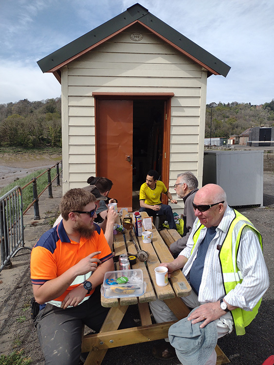 Lunchtime is a pleasure now that we have a table. It was retrieved from the river!